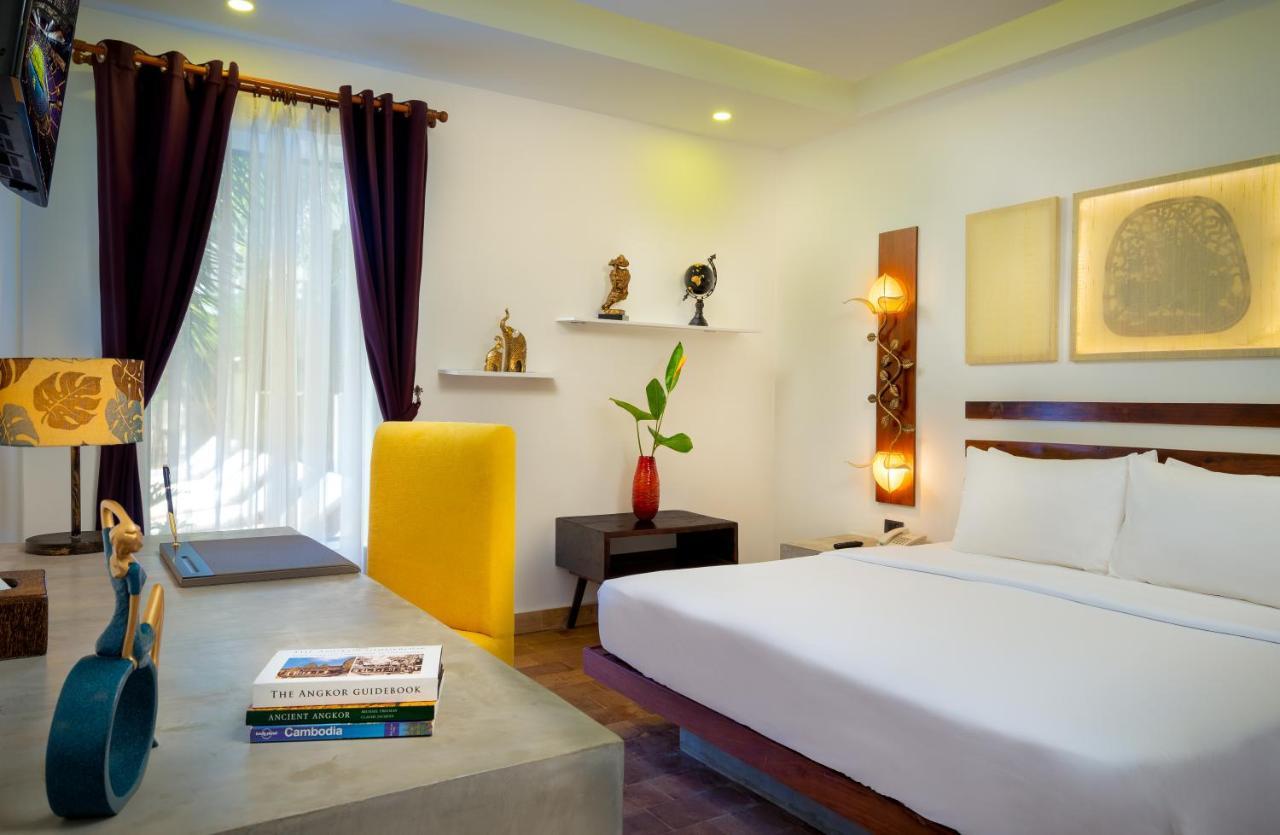 The Thirdfold Residence Ciudad de Siem Riep Exterior foto A room at the hotel
