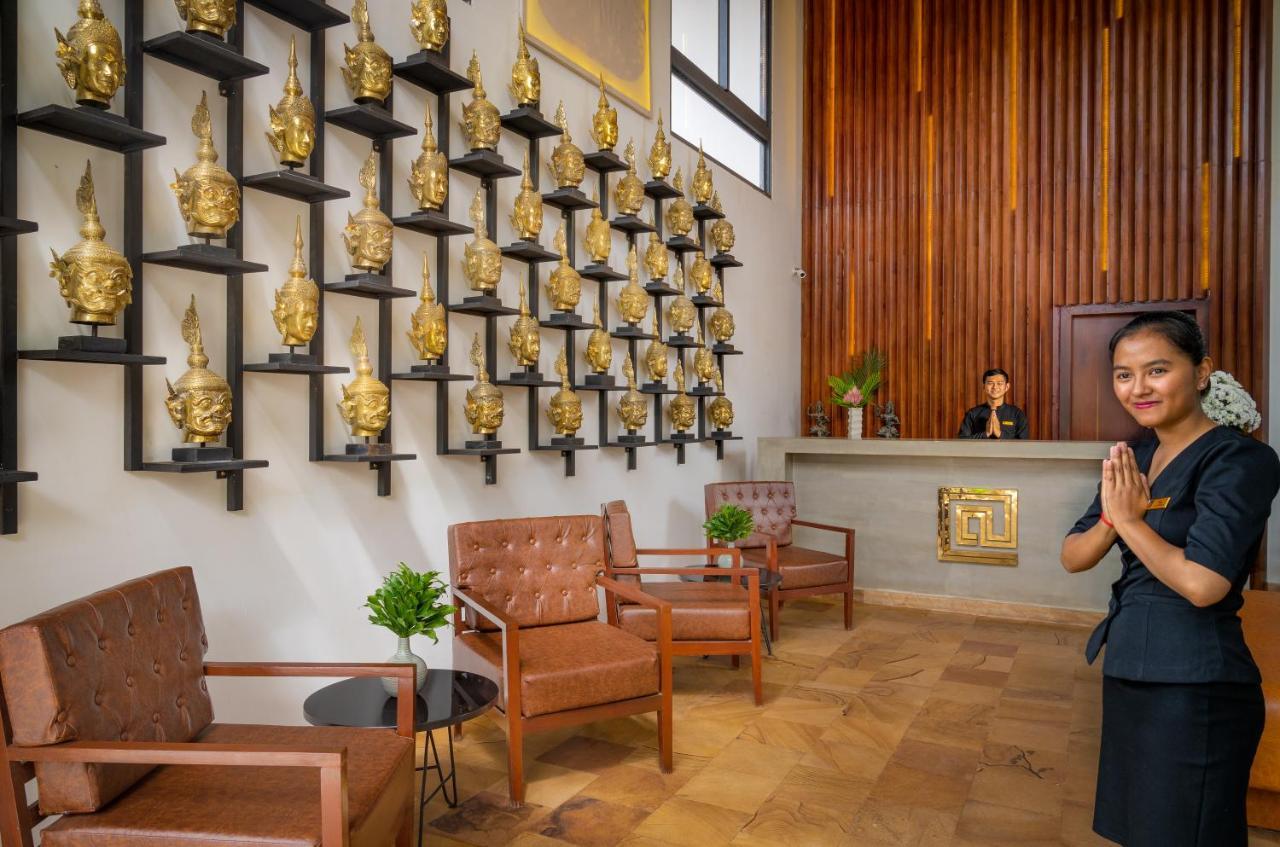 The Thirdfold Residence Ciudad de Siem Riep Exterior foto The lobby of the hotel